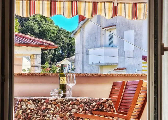 Grosse In Mit Privatem Balkon By Interhome 아파트