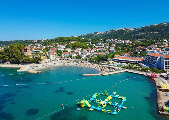 Grosse In Mit Privatem Balkon By Interhome 아파트 Palit