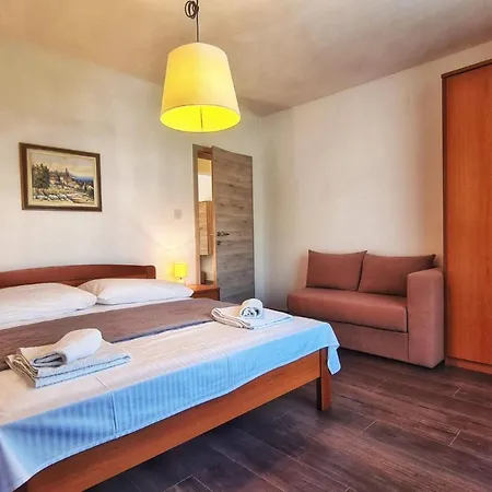 Lejlighed Grosse In Mit Privatem Balkon By Interhome *