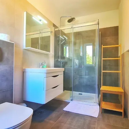 Grosse In Mit Privatem Balkon By Interhome Palit